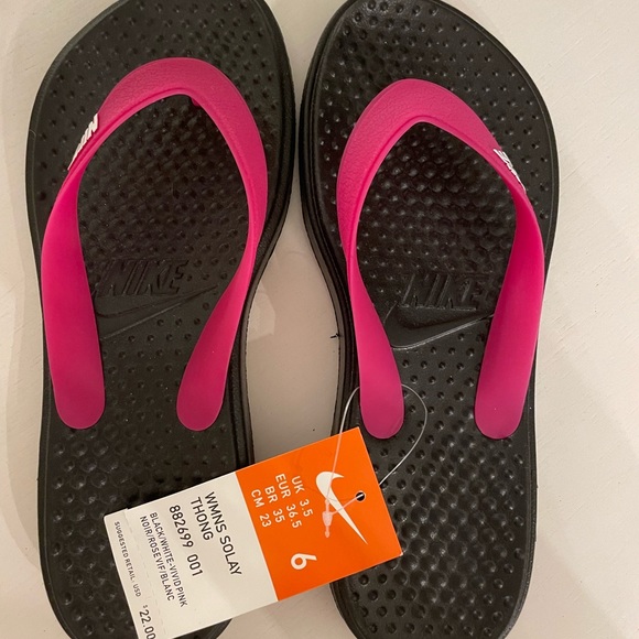 Nike flip flops